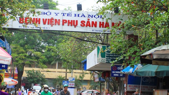 Bệnh viện “vênh” nhau, bệnh nhân bức xúc ảnh 1 Bệnh viện “vênh” nhau, bệnh nhân bức xúc ảnh 1