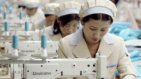 53.000 công nhân Triều Tiên rút khỏi Kaesong ảnh 1 53.000 công nhân Triều Tiên rút khỏi Kaesong ảnh 1