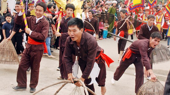 Đậm màu sắc dân gian truyền thống ảnh 1 Đậm màu sắc dân gian truyền thống ảnh 1