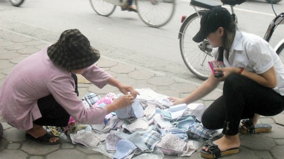 Ẩn họa từ khẩu trang giá rẻ ảnh 1 Ẩn họa từ khẩu trang giá rẻ ảnh 1