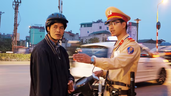 Phạt thật nặng người cố tình phạm luật ảnh 1 Phạt thật nặng người cố tình phạm luật ảnh 1