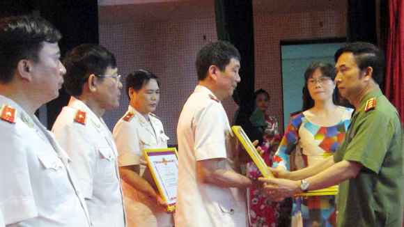 Công tác thi đua phải gắn với chuyên môn ảnh 1