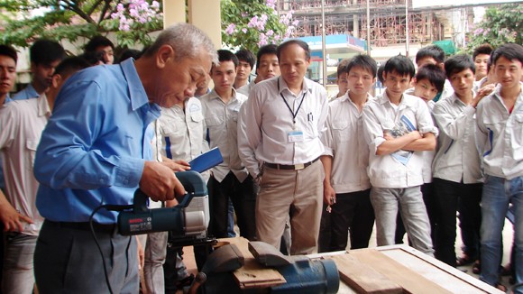 Phân luồng theo nghề hay phổ thông, đại học? ảnh 1 Phân luồng theo nghề hay phổ thông, đại học? ảnh 1