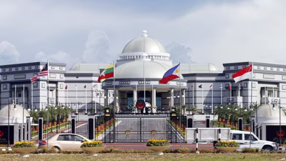 Vì một ASEAN ổn định và phát triển ảnh 1 Vì một ASEAN ổn định và phát triển ảnh 1