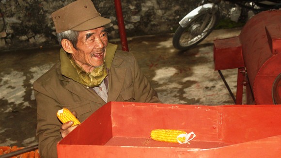 “Cụ” kỹ sư chân đất ảnh 2 “Cụ” kỹ sư chân đất ảnh 2