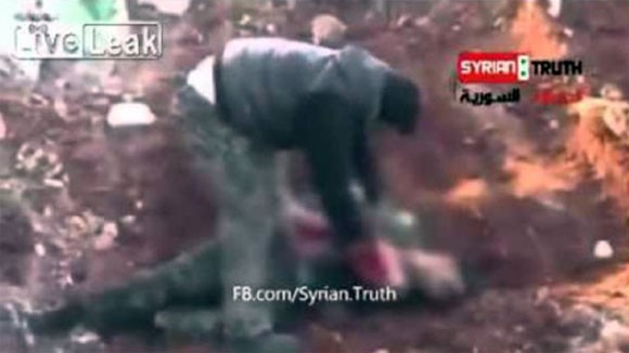 LHQ kêu gọi điều tra vụ “ăn tim binh sĩ” ở Syria ảnh 1 LHQ kêu gọi điều tra vụ “ăn tim binh sĩ” ở Syria ảnh 1