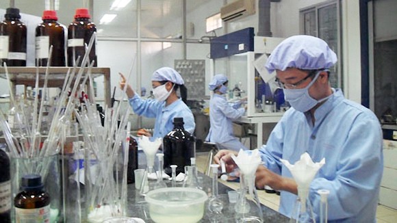 Tràn ngập thuốc ngoại kém chất lượng: Đầu độc sức khỏe bệnh nhân ảnh 1 Tràn ngập thuốc ngoại kém chất lượng: Đầu độc sức khỏe bệnh nhân ảnh 1