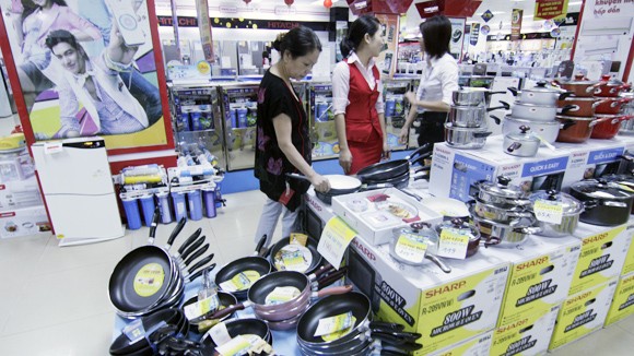 Doanh nghiệp và người tiêu dùng: Không thể lợi dụng quá giới hạn ảnh 1 Doanh nghiệp và người tiêu dùng: Không thể lợi dụng quá giới hạn ảnh 1