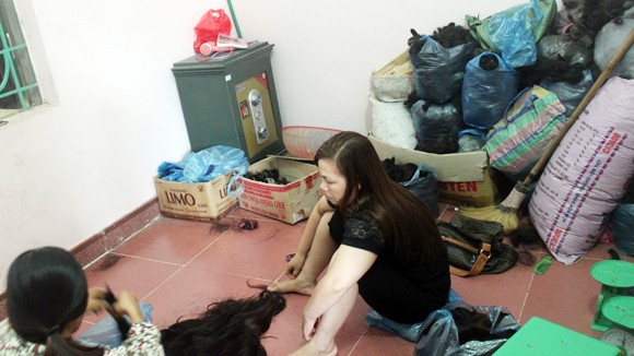 Làng buôn tóc xuyên lục địa ảnh 2 Làng buôn tóc xuyên lục địa ảnh 2