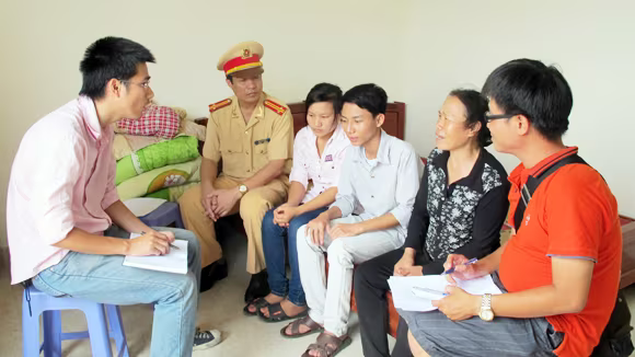 Xúc động những tấm lòng vì sĩ tử ảnh 1