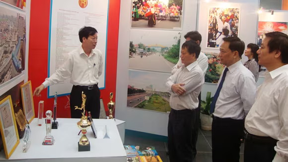 “Thủ đô Hà Nội đổi mới và phát triển” ảnh 1 “Thủ đô Hà Nội đổi mới và phát triển” ảnh 1