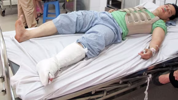Vụ cháy hiệu vàng: Cháu bé 6 tháng tuổi bình yên vô sự ảnh 2 Vụ cháy hiệu vàng: Cháu bé 6 tháng tuổi bình yên vô sự ảnh 2