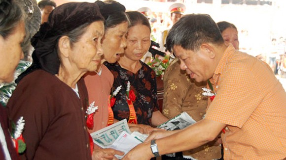 Thắp sáng niềm tin yêu! ảnh 1 Thắp sáng niềm tin yêu! ảnh 1