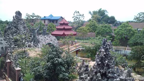 Về làng tử tù ảnh 2