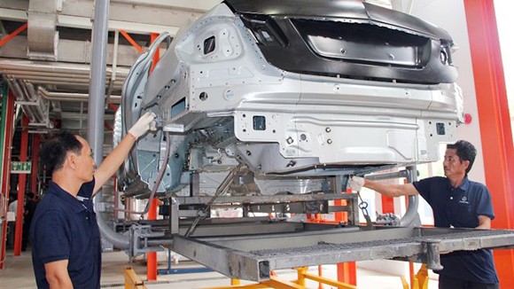 Không hạ giá, ô tô Việt Nam khó cạnh tranh ảnh 1 Không hạ giá, ô tô Việt Nam khó cạnh tranh ảnh 1