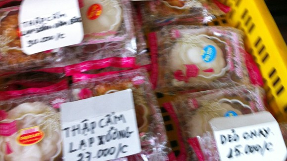 Cẩn thận bánh Trung thu “đội lốt”... gia truyền! ảnh 1 Cẩn thận bánh Trung thu “đội lốt”... gia truyền! ảnh 1
