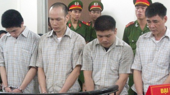 Tăng án với 2 kẻ côn đồ ảnh 1 Tăng án với 2 kẻ côn đồ ảnh 1
