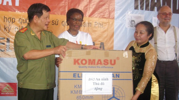 Còn mãi tinh thần Nelson Mandela ảnh 1 Còn mãi tinh thần Nelson Mandela ảnh 1