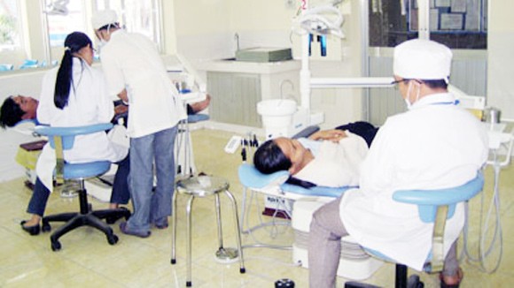 Sai sót y tế vẫn bị đùn đẩy, làm ngơ ảnh 1 Sai sót y tế vẫn bị đùn đẩy, làm ngơ ảnh 1