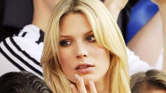 5 mỹ nhân "đốt nóng" World Cup 2014 ảnh 3 5 mỹ nhân "đốt nóng" World Cup 2014 ảnh 3