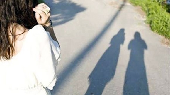 Tôi đã yêu say đắm người tình “Sở Khanh”của mẹ ảnh 1 Tôi đã yêu say đắm người tình “Sở Khanh”của mẹ ảnh 1