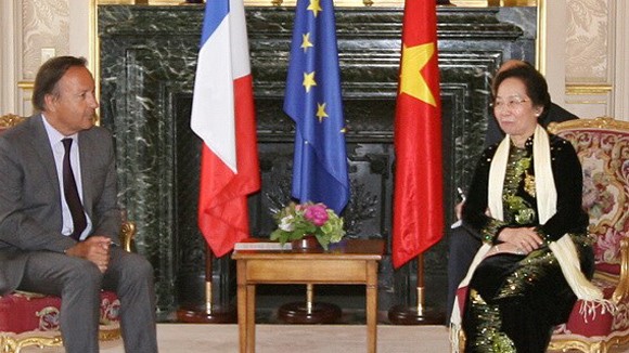 Pháp sẽ cùng Việt Nam thúc đẩy giải quyết hòa bình vấn đề Biển Đông ảnh 1 Pháp sẽ cùng Việt Nam thúc đẩy giải quyết hòa bình vấn đề Biển Đông ảnh 1