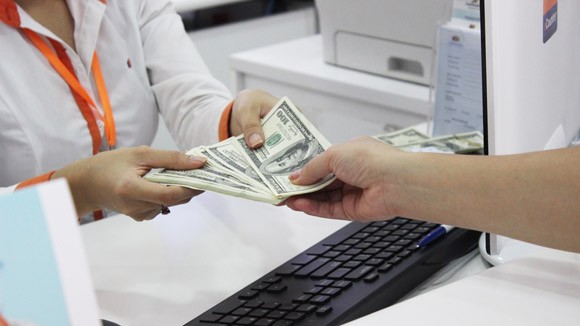 Cho, tặng bằng ngoại tệ không phải đổi sang VND ảnh 1 Cho, tặng bằng ngoại tệ không phải đổi sang VND ảnh 1
