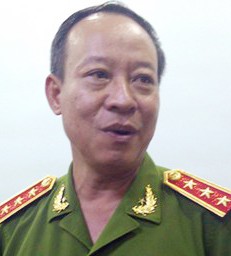 Xử lý nghiêm minh cán bộ bao che buôn lậu ảnh 2 Xử lý nghiêm minh cán bộ bao che buôn lậu ảnh 2