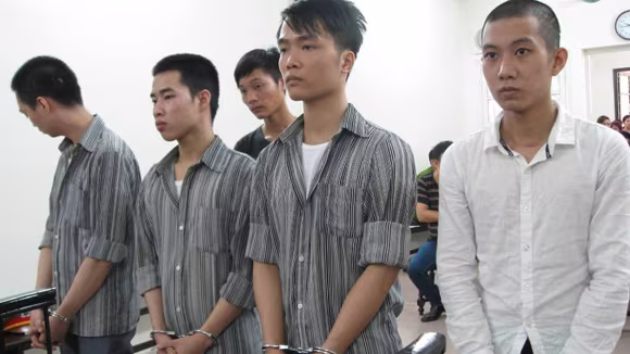 Gặp cướp trên đê, ra về mất sạch ảnh 1 Gặp cướp trên đê, ra về mất sạch ảnh 1