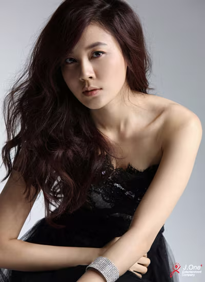 Da trắng như “sao” Hàn Quốc, không khó ảnh 7