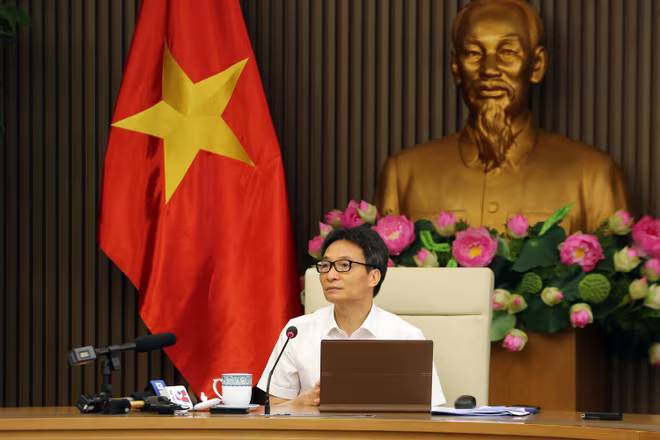 Phó Thủ tướng Vũ Đức Đam: Chiến lược xét nghiệm đã đóng góp vào thành công khống chế dịch bệnh nhưng để chung sống an toàn với dịch bệnh phải đổi mới chiến lược xét nghiệm Phó Thủ tướng Vũ Đức Đam: Chiến lược xét nghiệm đã đóng góp vào thành công khống chế dịch bệnh nhưng để chung sống an toàn với dịch bệnh phải đổi mới chiến lược xét nghiệm