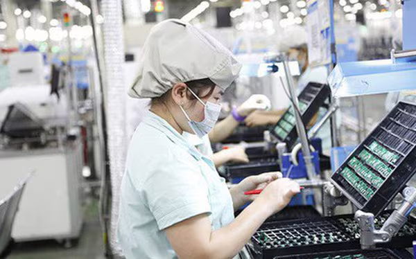 Dịch Covid-19 gây ra tình trạng đứt gãy chuỗi cung ứng toàn cầu và ảnh hưởng tới nguồn cung lao động Dịch Covid-19 gây ra tình trạng đứt gãy chuỗi cung ứng toàn cầu và ảnh hưởng tới nguồn cung lao động