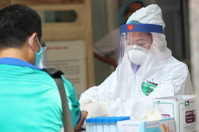 Tốc độ phản ứng nhanh chóng với Covid-19 là yếu tố quyết định sự thành công của Việt Nam