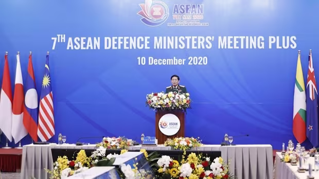 Đại tướng Ngô Xuân Lịch - Bộ trưởng Quốc phòng Việt Nam phát biểu tại Hội nghị Đại tướng Ngô Xuân Lịch - Bộ trưởng Quốc phòng Việt Nam phát biểu tại Hội nghị