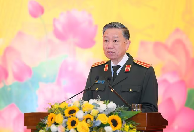 Đại tướng, GS.TS Tô Lâm - Ủy viên Bộ Chính trị, Bí thư Đảng ủy Công an Trung ương, Bộ trưởng Bộ Công an tham luận tại Hội nghị Đại tướng, GS.TS Tô Lâm - Ủy viên Bộ Chính trị, Bí thư Đảng ủy Công an Trung ương, Bộ trưởng Bộ Công an tham luận tại Hội nghị