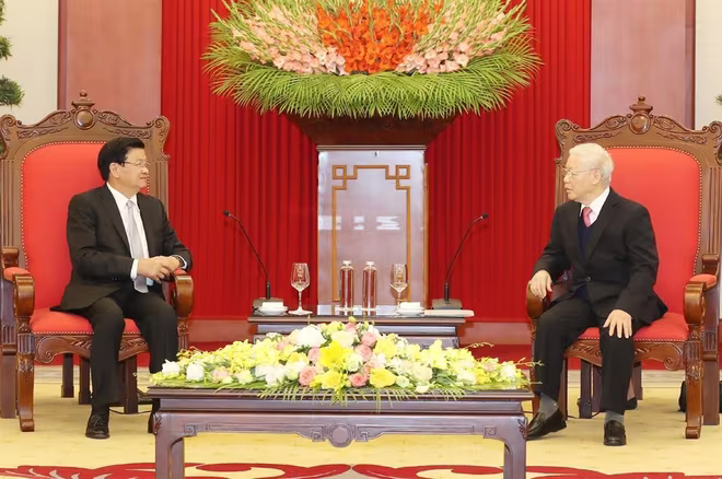 Tổng Bí thư, Chủ tịch nước Nguyễn Phú Trọng tiếp Tổng Bí thư, Thủ tướng Lào Thongloun Sisoulith nhân dịp sang Việt Nam dự Kỳ họp lần thứ 43 Ủy ban liên Chính phủ Việt-Lào về hợp tác song phương tháng 12-2020 Tổng Bí thư, Chủ tịch nước Nguyễn Phú Trọng tiếp Tổng Bí thư, Thủ tướng Lào Thongloun Sisoulith nhân dịp sang Việt Nam dự Kỳ họp lần thứ 43 Ủy ban liên Chính phủ Việt-Lào về hợp tác song phương tháng 12-2020
