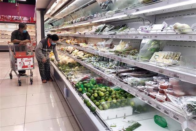 TP.HCM quan tâm bảo đảm hàng hóa cung ứng cho người dân trong thời gian giãn cách xã hội TP.HCM quan tâm bảo đảm hàng hóa cung ứng cho người dân trong thời gian giãn cách xã hội