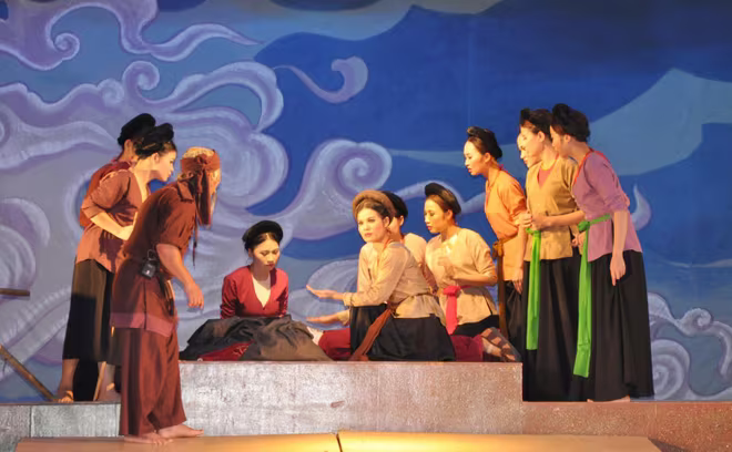 Việc đánh giá hồ sơ xét tặng danh hiệu được xem xét theo quy định