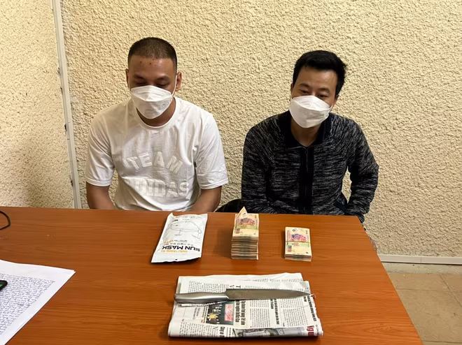 Hai đối tượng cùng tang vật vụ án