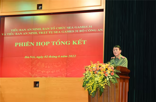 Thượng tướng Lương Tam Quang - Ủy viên Trung ương Đảng, Thứ trưởng Bộ Công an phát biểu tại phiên họp Thượng tướng Lương Tam Quang - Ủy viên Trung ương Đảng, Thứ trưởng Bộ Công an phát biểu tại phiên họp