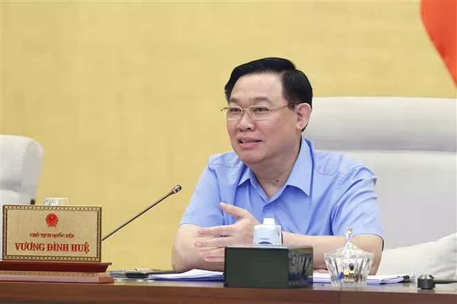 Chủ tịch Quốc hội Vương Đình Huệ phát biểu Chủ tịch Quốc hội Vương Đình Huệ phát biểu