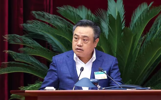 Chủ tịch UBND TP Hà Nội Trần Sỹ Thanh phát biểu tham luận tại Hội nghị Chủ tịch UBND TP Hà Nội Trần Sỹ Thanh phát biểu tham luận tại Hội nghị
