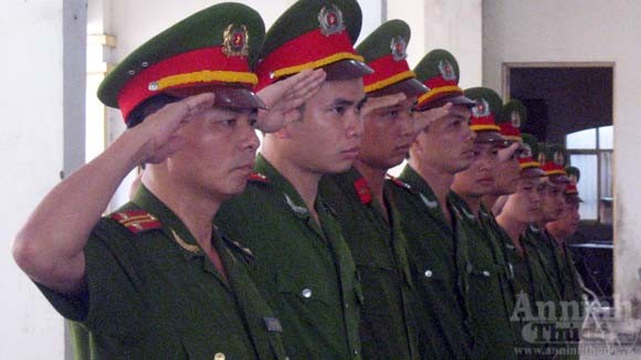 87 học viên tham gia tập huấn điều lệnh CAND ảnh 1 87 học viên tham gia tập huấn điều lệnh CAND ảnh 1