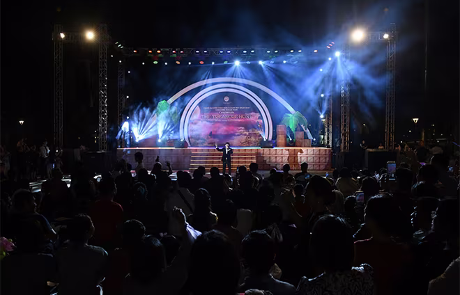 Chuỗi sự kiện “Caribbean The Treasure Hunt” (Săn tìm kho báu phong cách Ca-ri-bê) thu hút gần 10.000 người tham dự Chuỗi sự kiện “Caribbean The Treasure Hunt” (Săn tìm kho báu phong cách Ca-ri-bê) thu hút gần 10.000 người tham dự