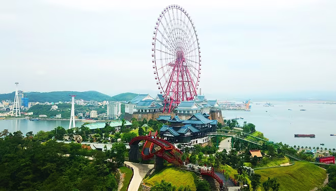Vòng quay mặt trời Sun Wheel- Sun World Halong Complex