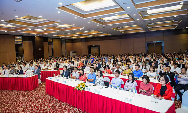 Toàn cảnh lễ trao học bổng của VinIF sáng 23/11/2020 Toàn cảnh lễ trao học bổng của VinIF sáng 23/11/2020