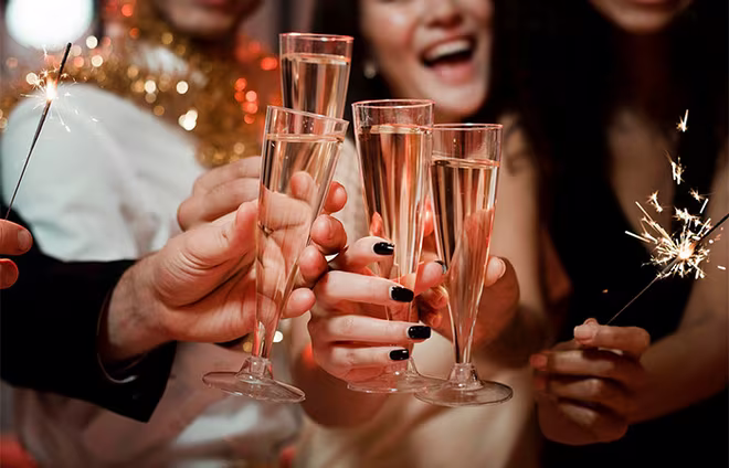 Nâng ly đón mừng mùa lễ hội tại khu nghỉ dưỡng Premier Residences Phu Quoc Emerald Bay Nâng ly đón mừng mùa lễ hội tại khu nghỉ dưỡng Premier Residences Phu Quoc Emerald Bay