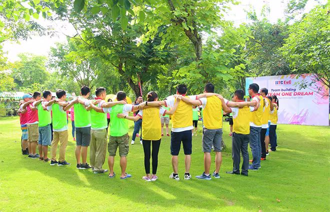 Lượng khách trong tháng 11 và 12 được dự báo có khởi sắc trở lại, chủ yếu đến từ luồng khách du lịch MICE Lượng khách trong tháng 11 và 12 được dự báo có khởi sắc trở lại, chủ yếu đến từ luồng khách du lịch MICE