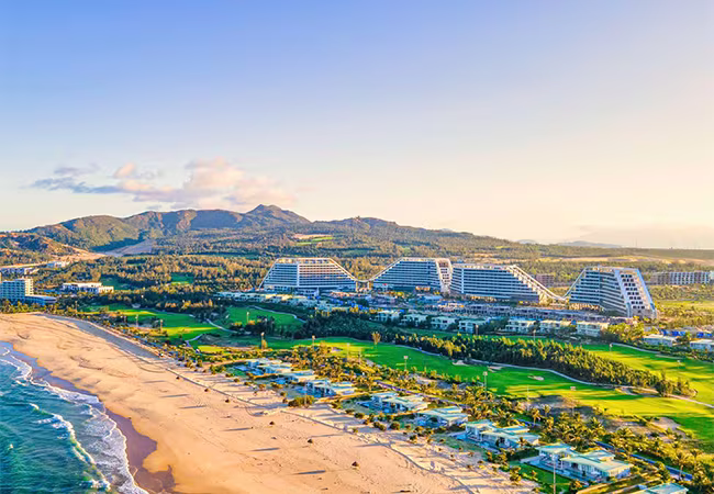 Ưu đãi hội họp và nghỉ dưỡng trọn gói chỉ từ 449.000 VND/người/đêm, áp dụng từ 01/10/2020 đến 31/03/2021 tại hệ thống FLC Hotels & Resorts Ưu đãi hội họp và nghỉ dưỡng trọn gói chỉ từ 449.000 VND/người/đêm, áp dụng từ 01/10/2020 đến 31/03/2021 tại hệ thống FLC Hotels & Resorts