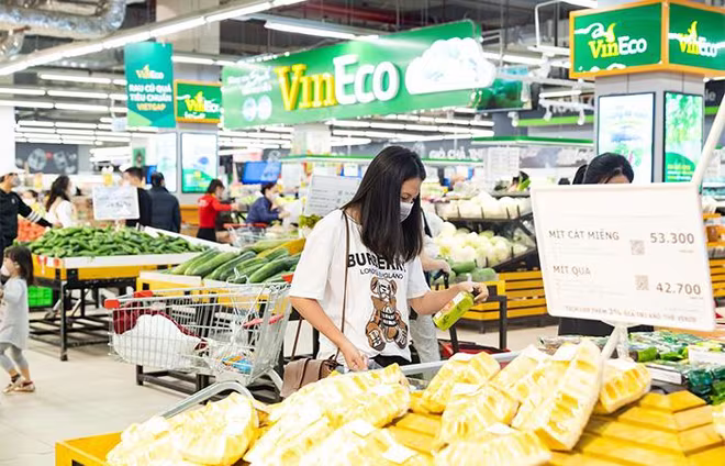 Siêu thị VinMart cung cấp hàng chục ngàn sản phẩm, đáp ứng nhu cầu tiêu dùng dịp Tết Nguyên đán Siêu thị VinMart cung cấp hàng chục ngàn sản phẩm, đáp ứng nhu cầu tiêu dùng dịp Tết Nguyên đán